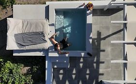 Melivoia House Collection - Private Jacuzzi Villas